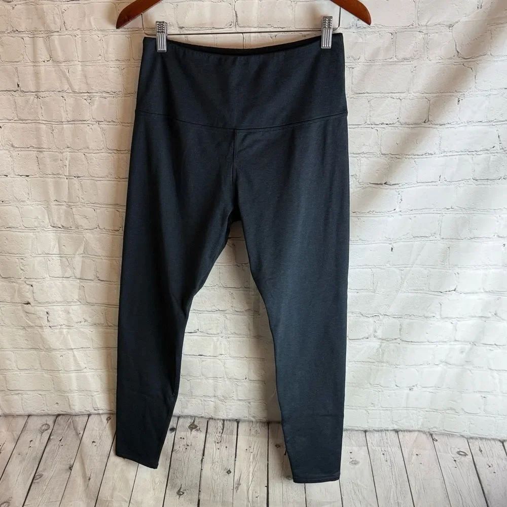 Kyodan Black Athletic Leggings with Branded Waistband Large